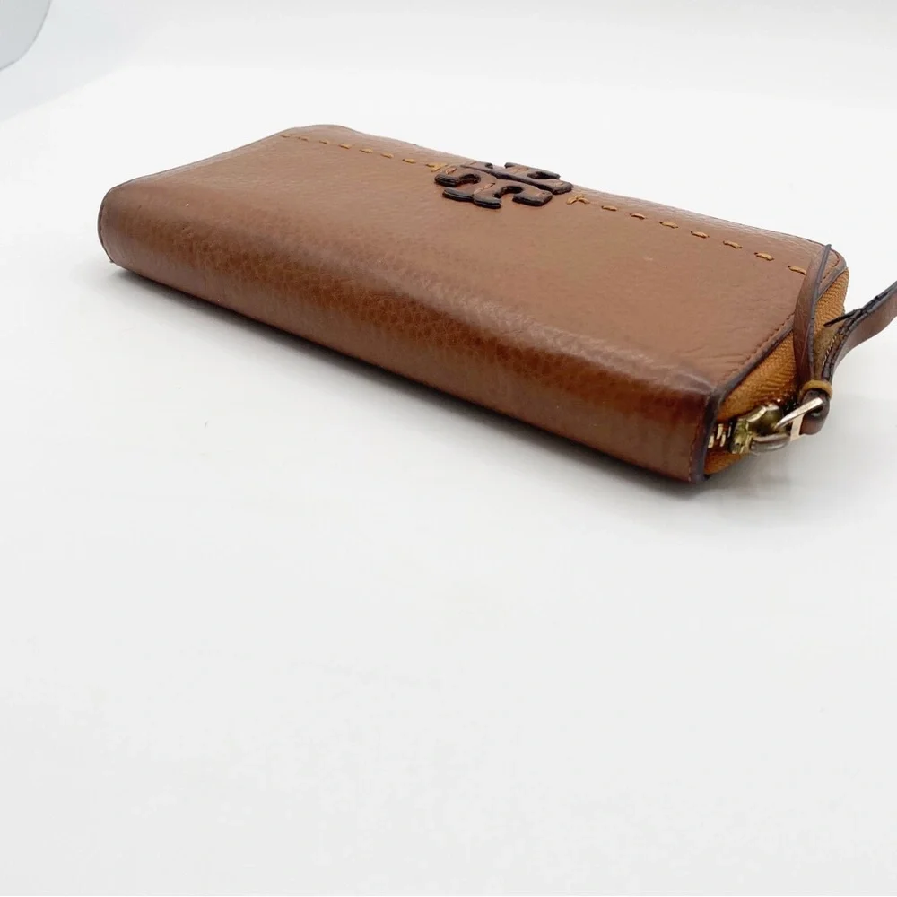 TORY BURCH Long Wallet Leather Caramel Color 7.5” x 4” Soft Leather Sleek